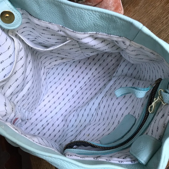 Freshly Picked Carryall - Glacier - Picture 6 of 6